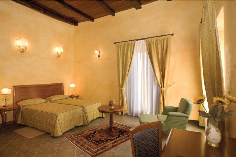 Hotel Palazzo Marzano Briatico Eksteriør billede